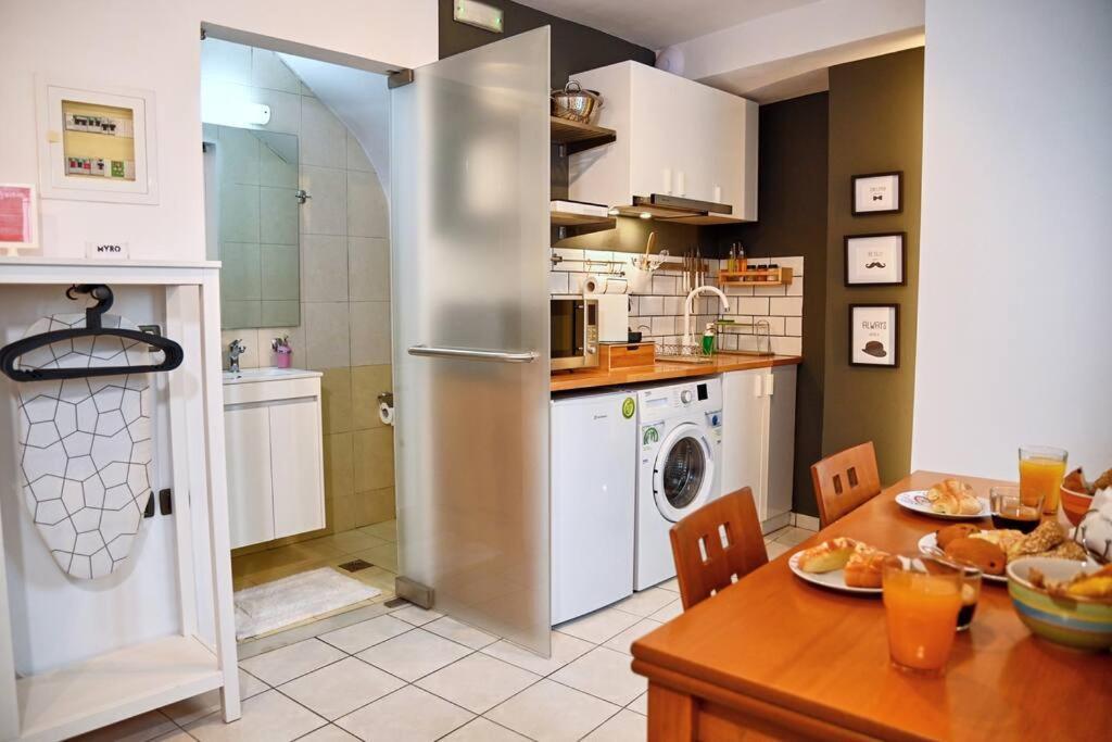 #Tyrtaiou Modern Design Studio Μυτιλήνη Εξωτερικό φωτογραφία